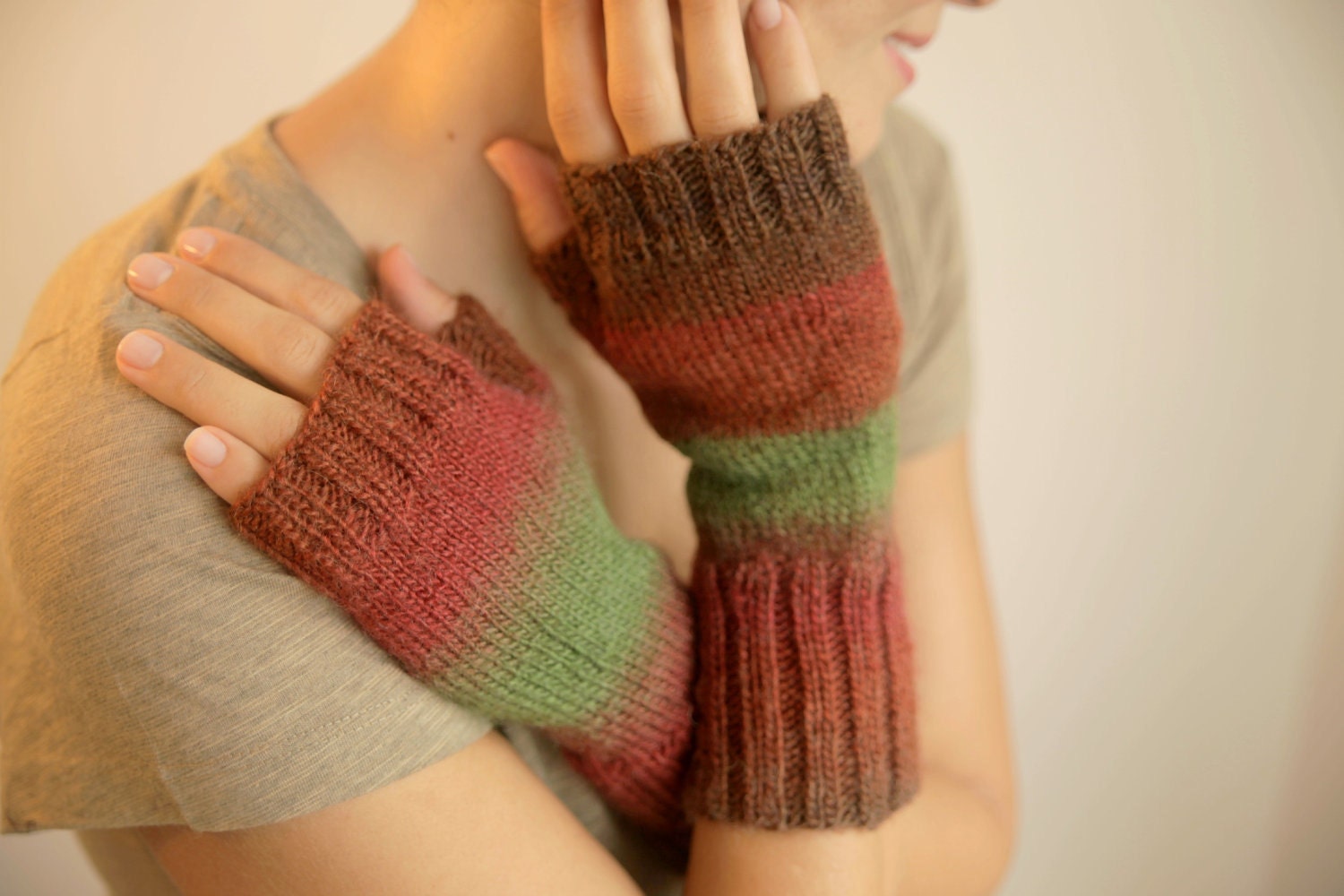 Green Blended Red Brown Cherry Fingerless Gloves