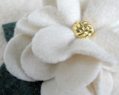 White Zinnia Flower Brooch - Eco Friendly Recycled Sweater Wool Pin