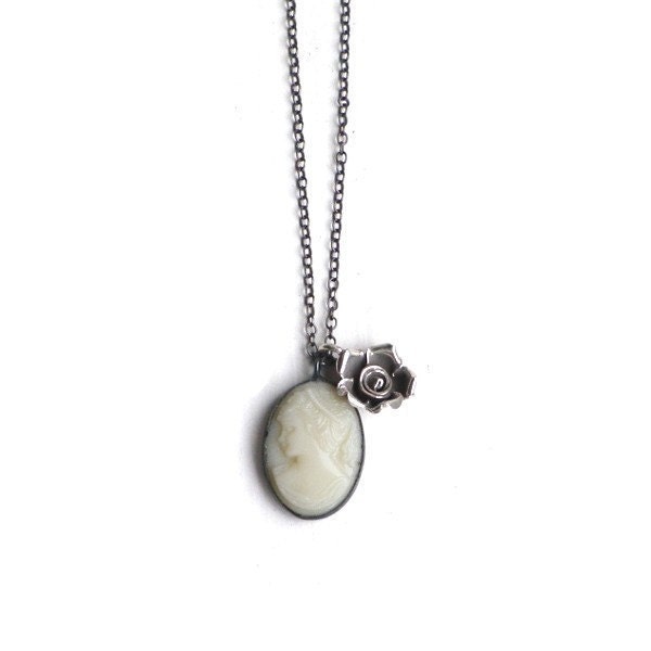 Ivory cream marble lady cameo silver rose necklace. Vintage glass, romance charm, antiqued chain pendant. Romantic, Valentine jewellery