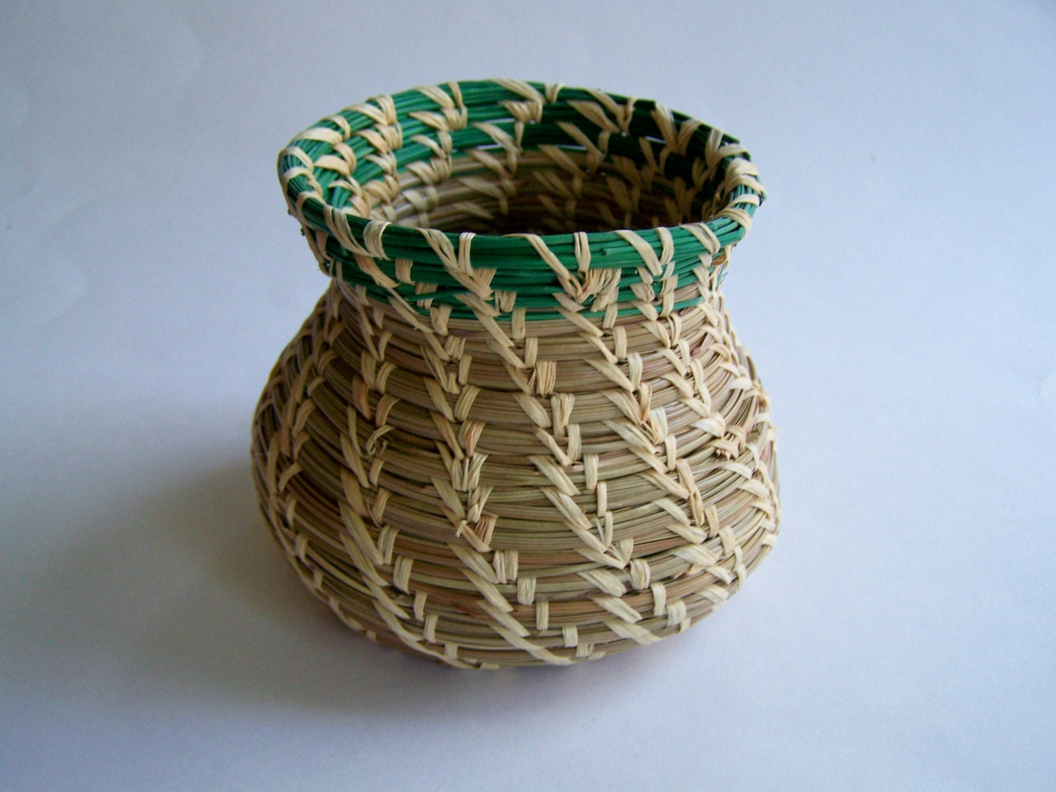Pine Needle Pot with Green Broom Corn
