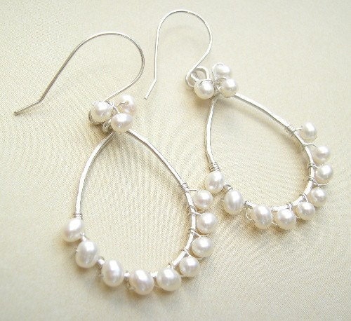 Freshwater pearl teardrop earrings