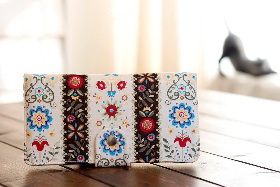 BiFold Wallet Clutch - Folk Handmade Wallet - Vegan Wallet / Folklore Trellis in Chocolate -- PREORDER