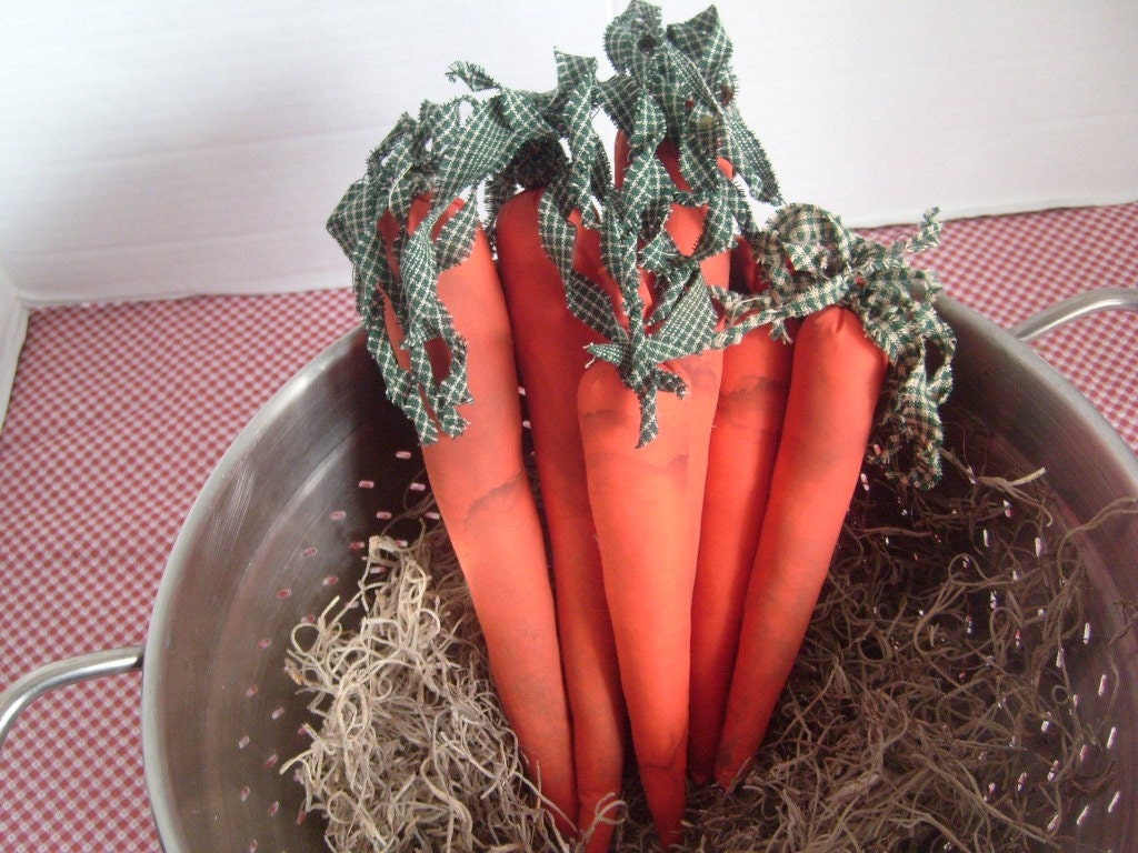 Primitive Carrot Ornies (Set of 5)