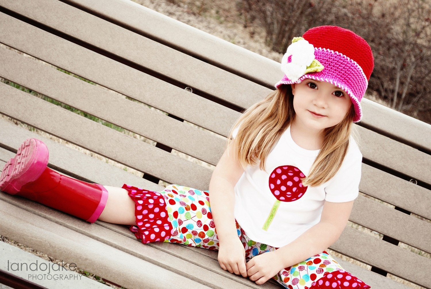 Lollipop 2 pc applique capri set