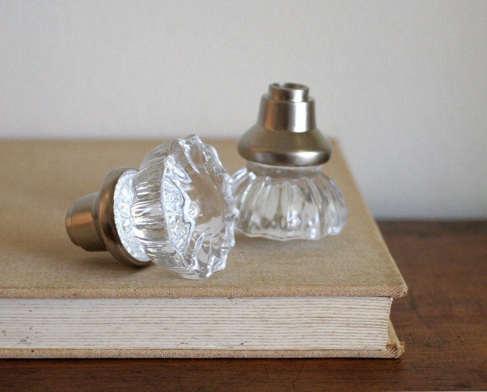 Beautiful Glass Door Knob Hanger, Hook For Hanging Mirrors And Chalkboards, Crystal Clear