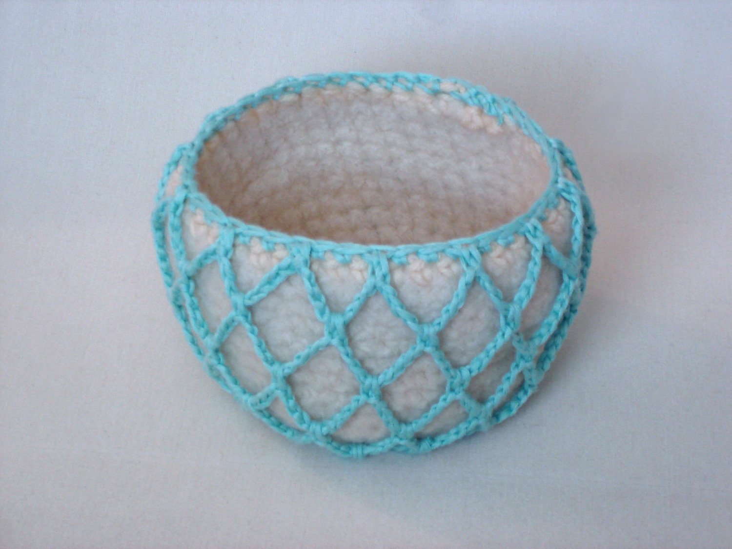 Felted Mesh Bowl, Aqua/Cream