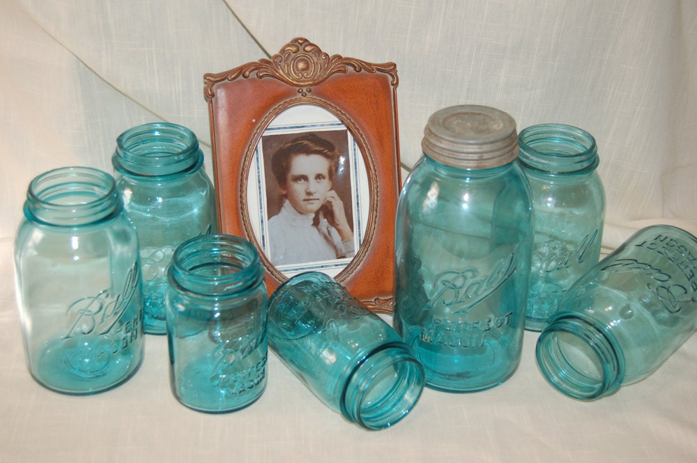 SALE Vintage Blue Quart Ball Perfect Mason (kg9) antique collectibles glass container wedding vase housewares home decor