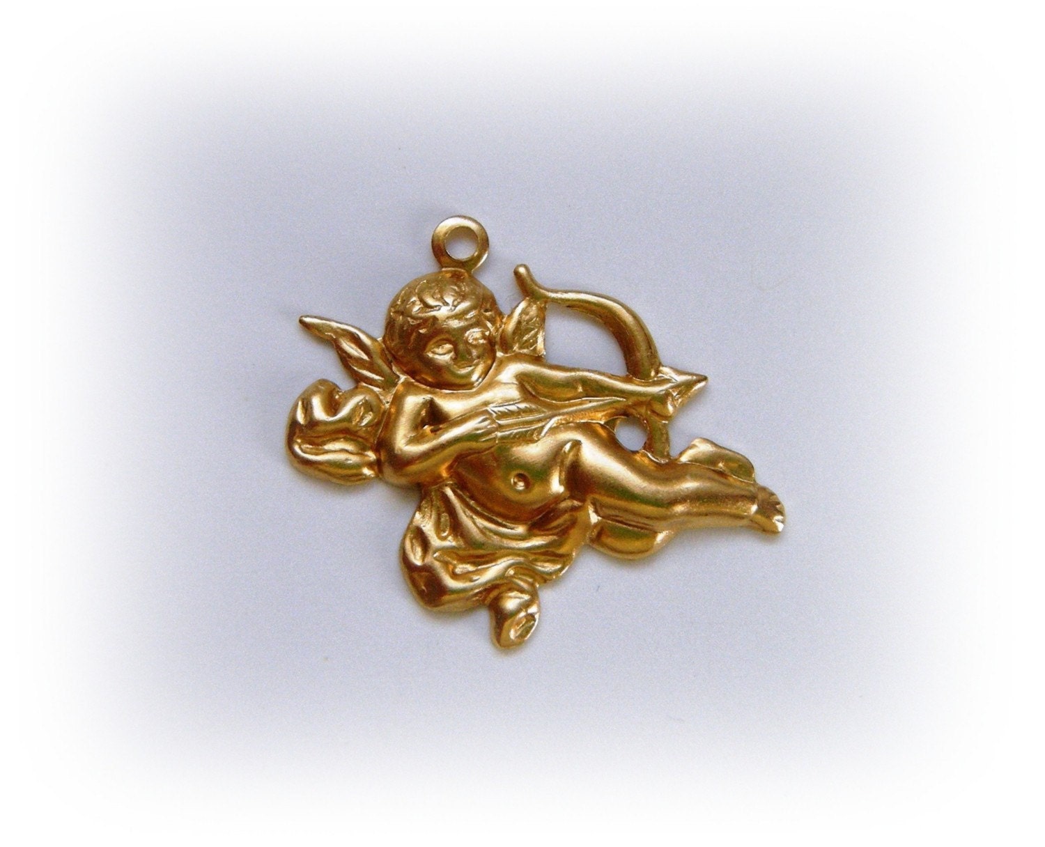 12 Pc Brass FLYING CUPID Angel Charms and Jewelry  Findings - Stamping (BG)