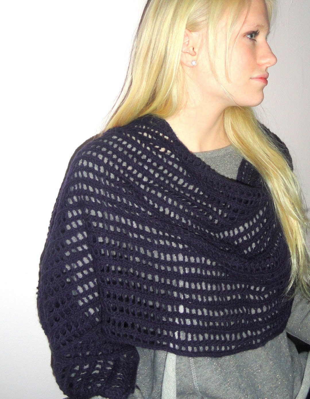 No Two Snowflakes presents Swizzle Lace STOLE PATTERN PDF by Nicole Feller-Johnson
