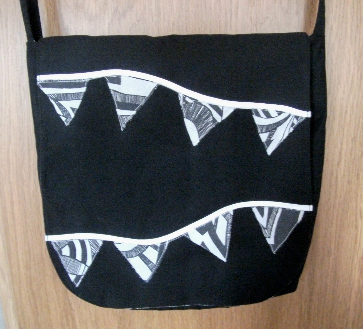 Bunting - Rosalie Messenger Bag