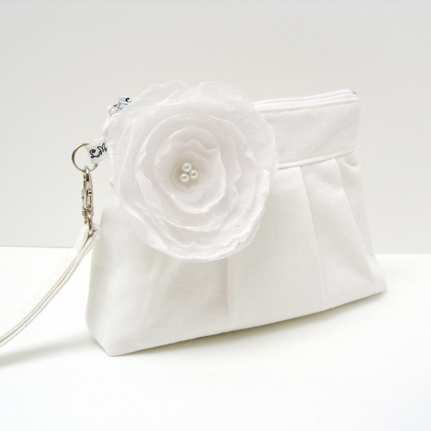 Zippered Wristlet Clutch Purse with Fabric Flower Brooch in White
