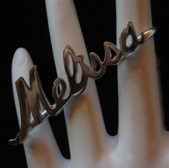 Knuckle rings