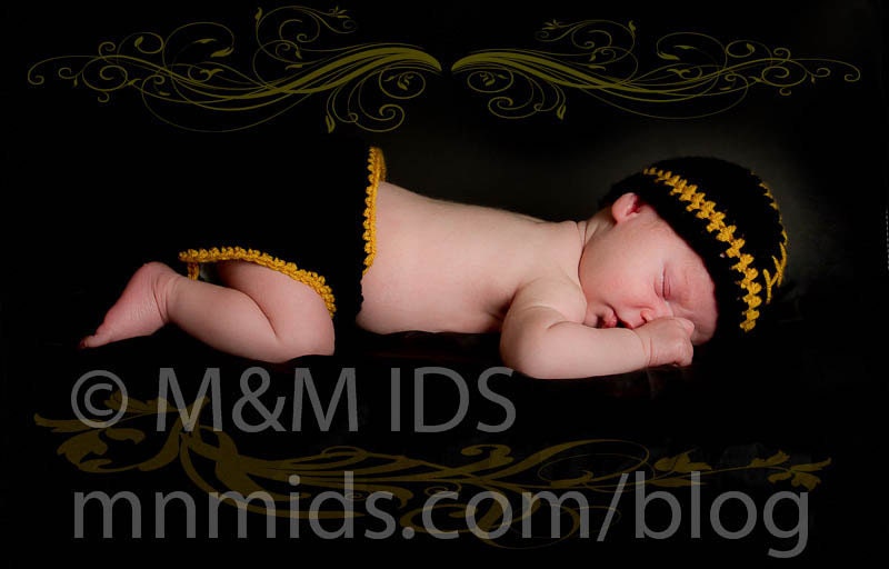 Saints Football Hat and diaper cover set  , crochet baby hat Size newborn 0-3 , 3-6, 6-12 12 -24 months MADE TO ORDER