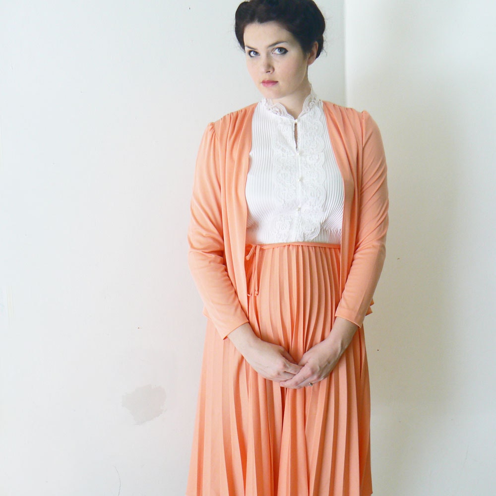 peach and white .vintage. (lace and pleated) dress