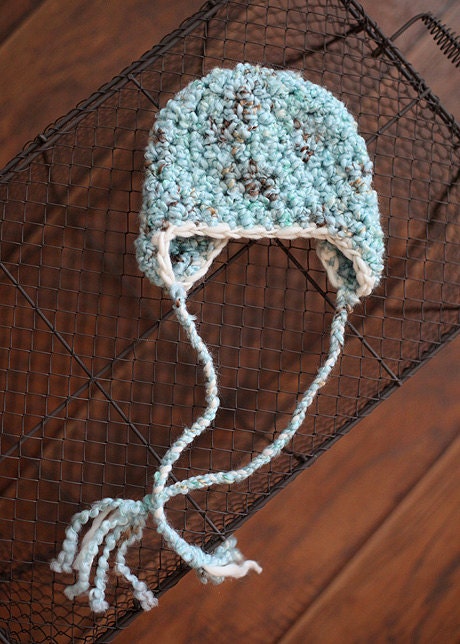 Newborn baby hat with earflaps photography prop