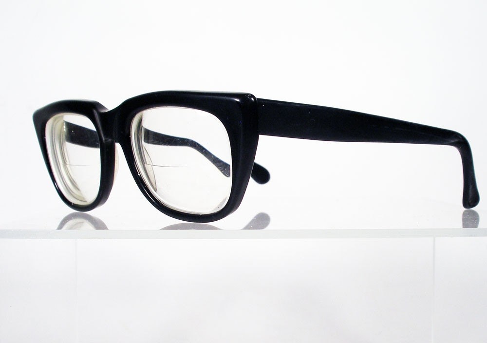 thick glasses frames