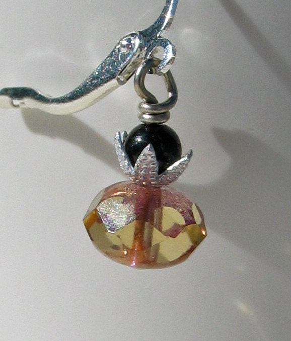 Feminine Tiny Earrings - Gold Luster Petite Crowns