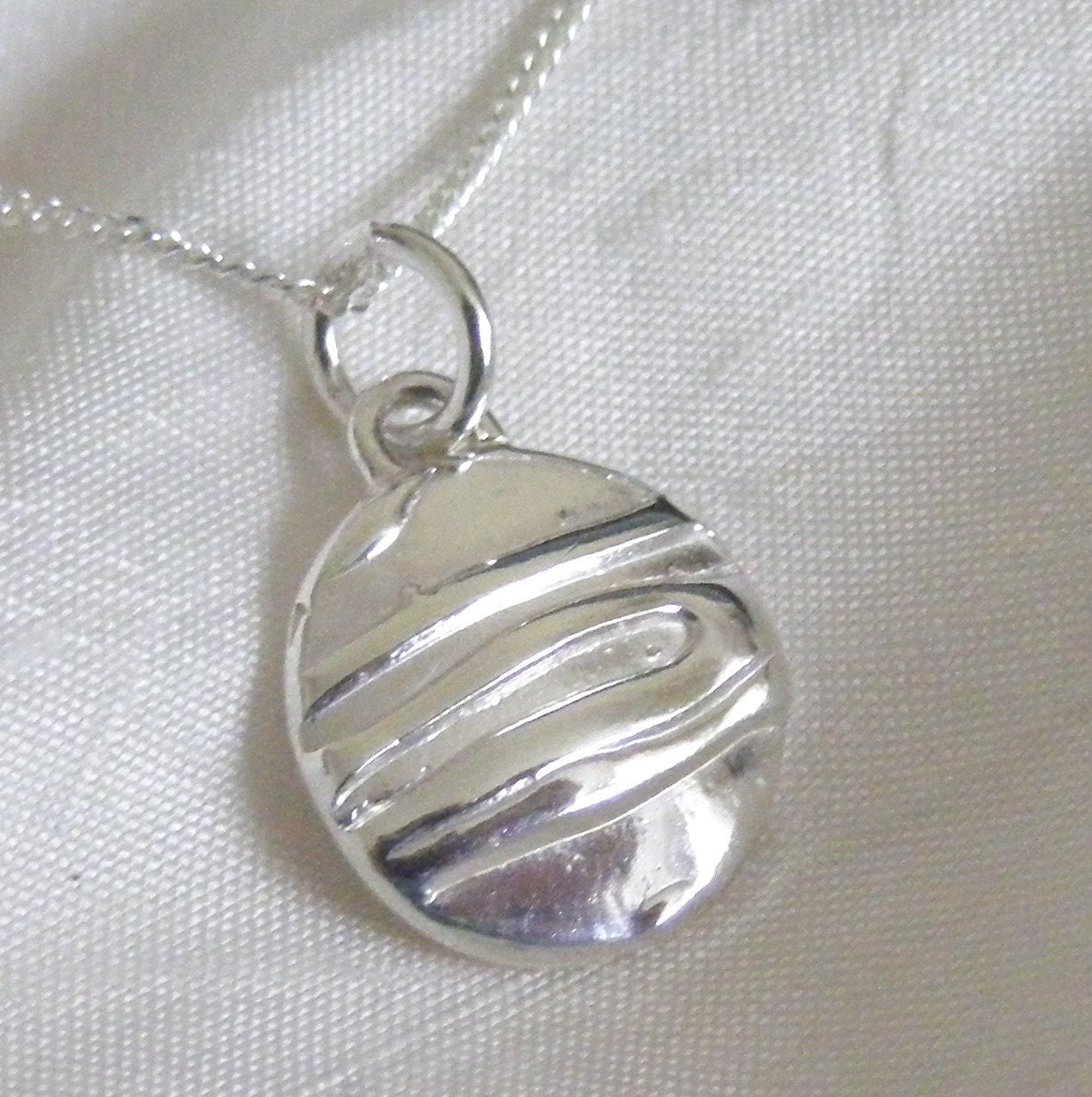 Unique Handmade Silver Line Disc Necklace 13mm