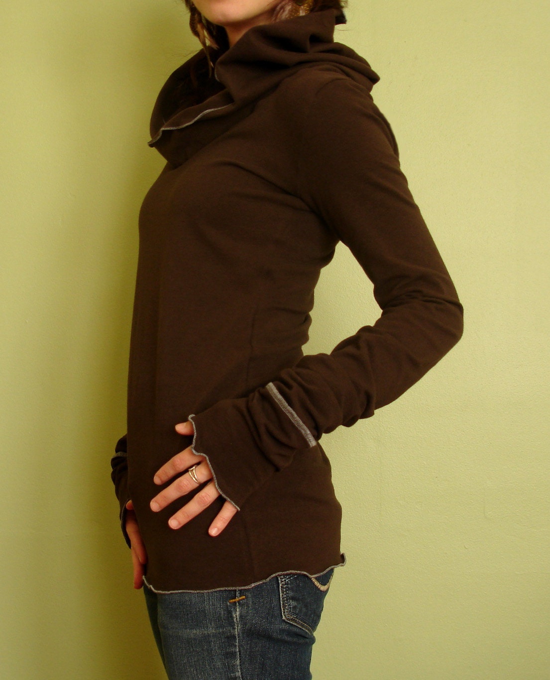 Extra long sleeved hooded top Chocolate Brown