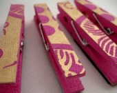 Set of 4 pink and gold peg clothespin magnets