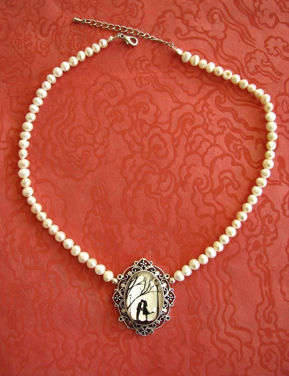 Autumn Kiss Choker Necklace