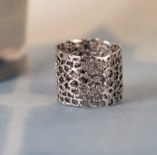 Gothic Lace Ring, size 7, 7.5, 10