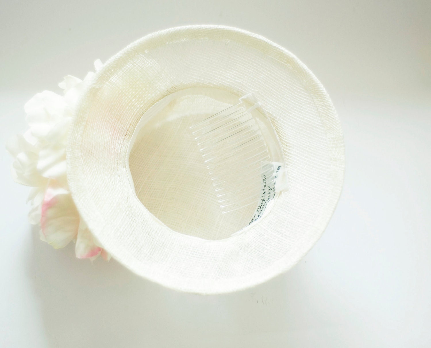 Free-Shipping-Mini-Top-Hat-Bridal-Handmade-Straw-Light-Asymetric-Crown-Iwory-Delicate-Flower-Vintage-Lace-Tape-Elegant-Pale-Pink