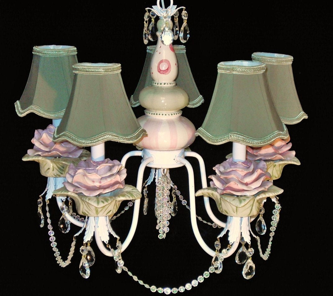 Shabby French Rose / Roses Chandelier
