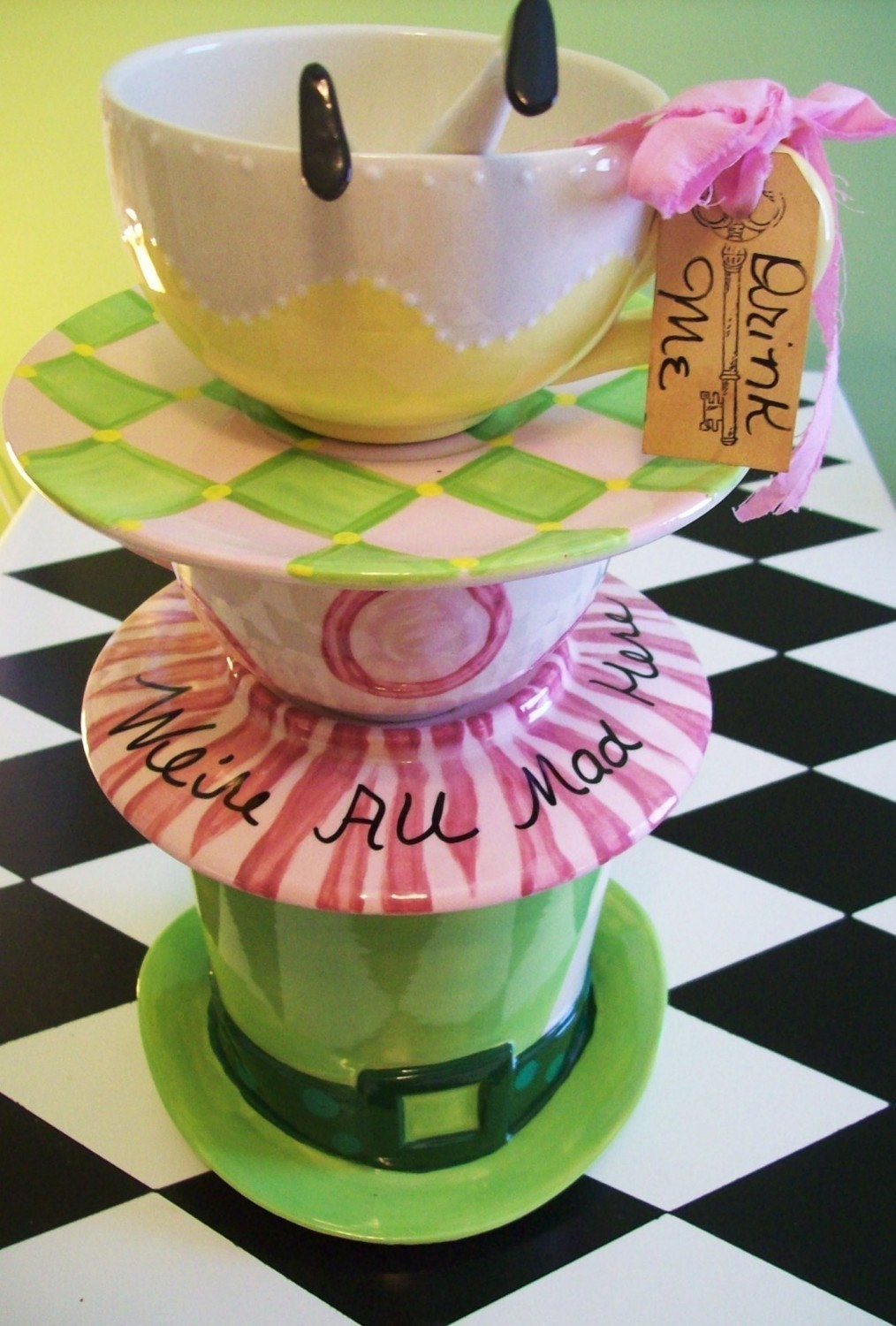 Alice In Wonderland Mad Hatter Tea Party Lamp