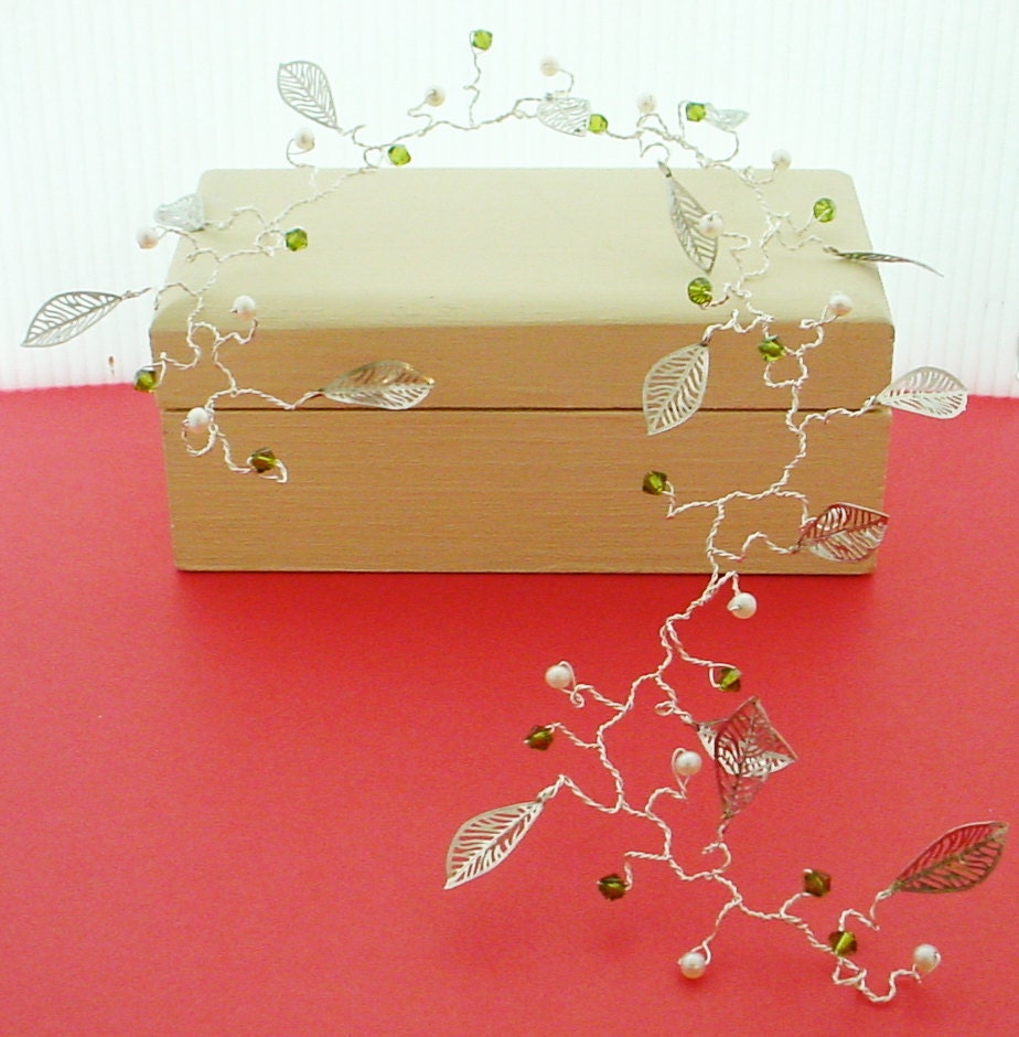 Bridal Hair Vine, Pearl, Leaf & Crystal on Silver - Customizable