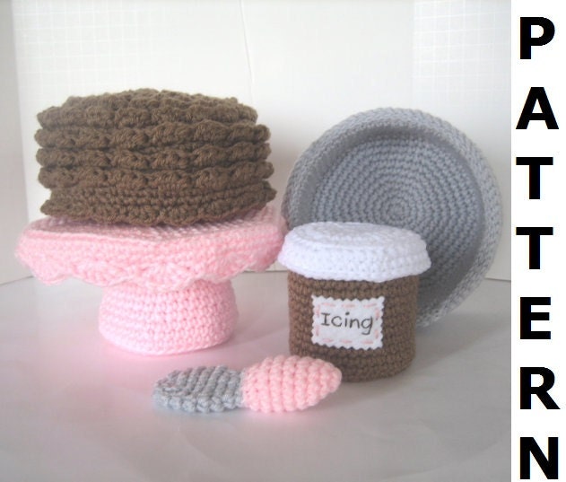 Play Food Crochet Pattern - Bake and Decorate a Cake - finished items made from pattern may be sold