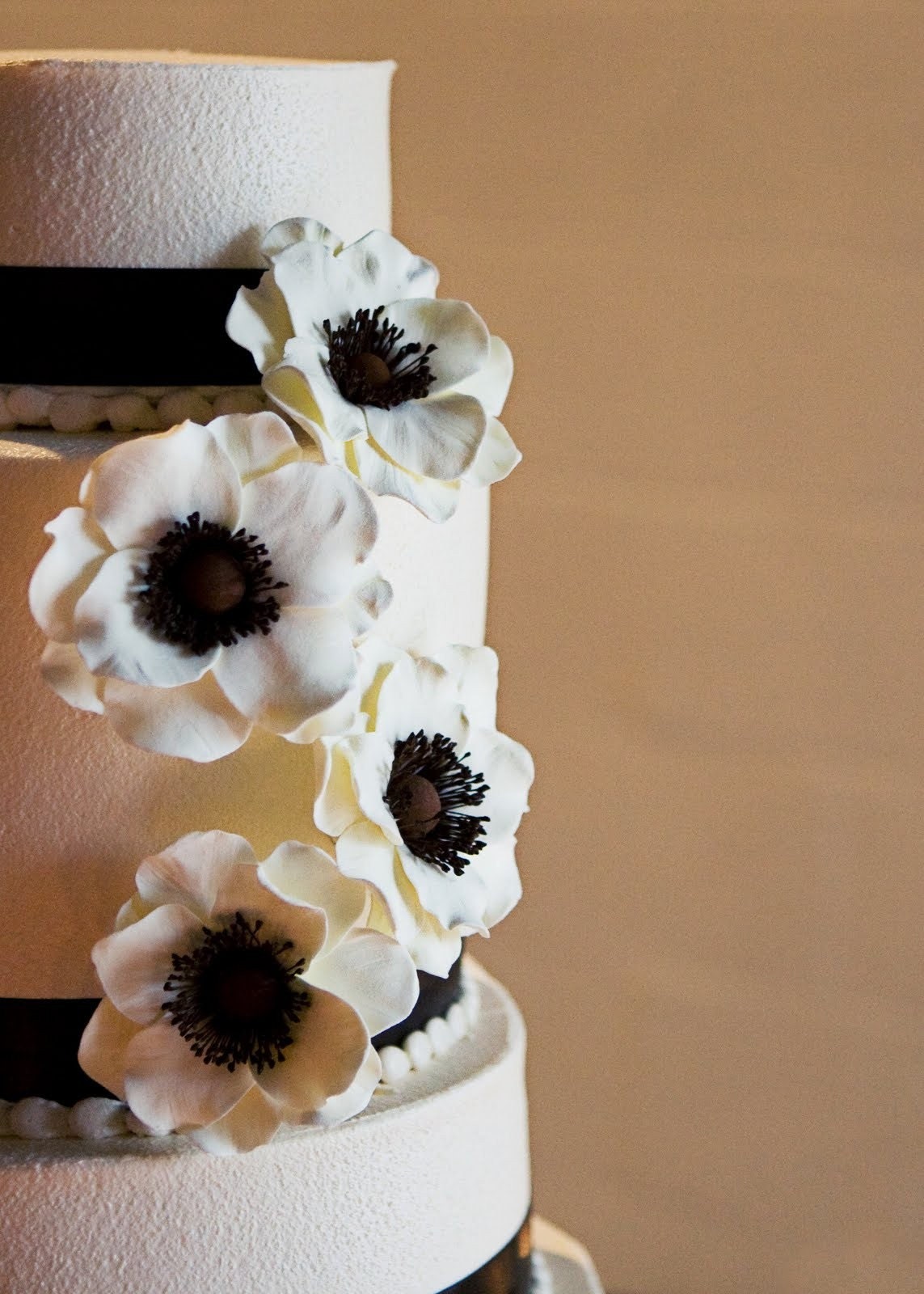 Anemone wedding cake flowers bouquet silk sugar gumpaste alternative
