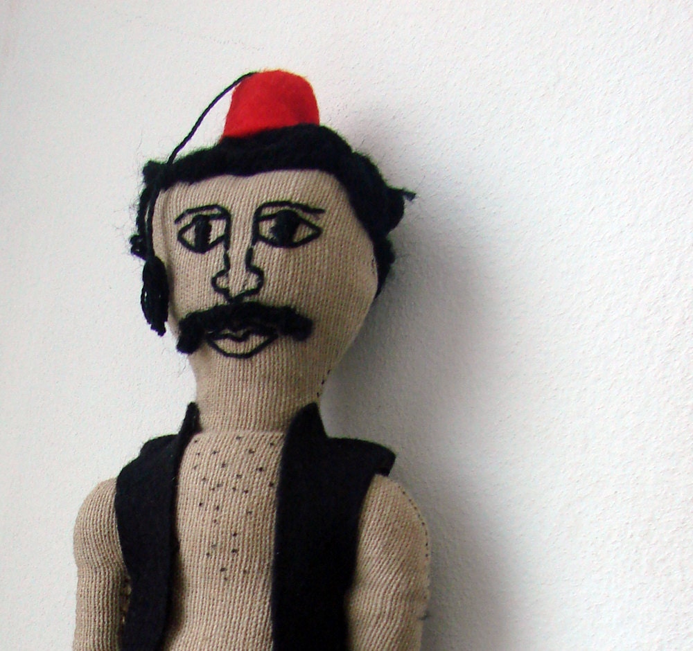 cloth doll, traditional art doll, Tsolias.