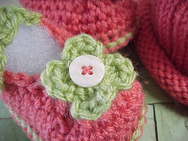 Pixie Hat and Bootie Set Knitted Peach 3 Sizes Available Nb to 12 mo sizes Adorable photography prop by cmu55