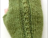Avocado Green Fingerless Gloves Mitts Hand Warmers Knit by Lynne Size Large