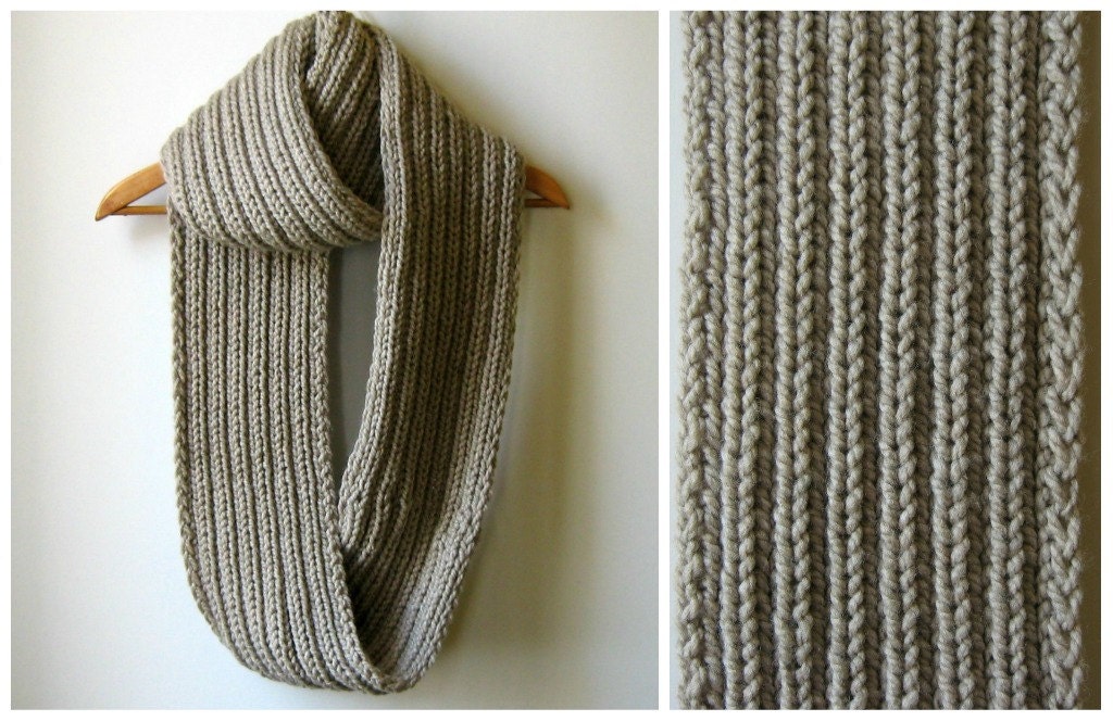 Infinity Scarf Knitted in Khaki Blend Wool