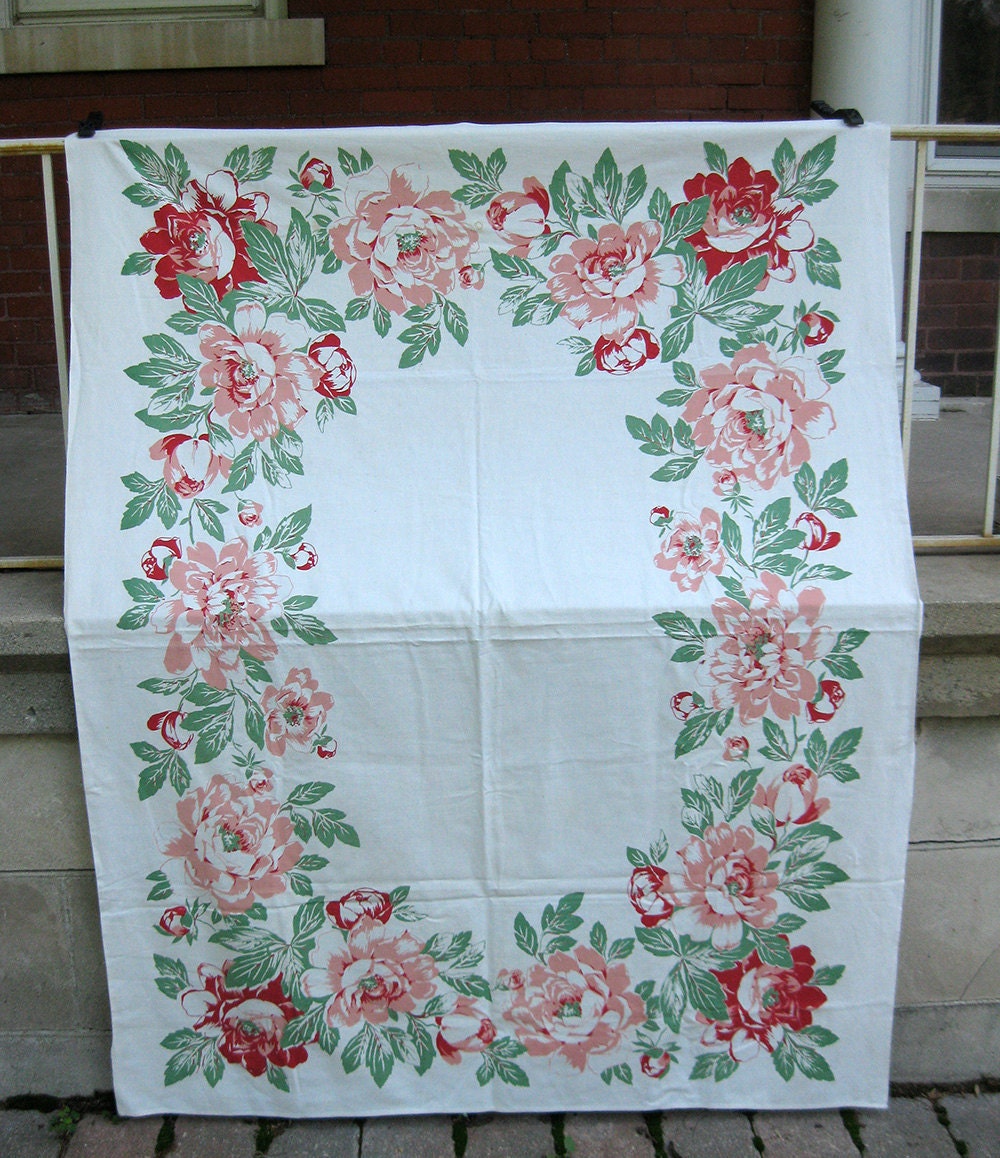 vintage possibly wilendur tablecloth  - vintage 50s tablecloth - floral