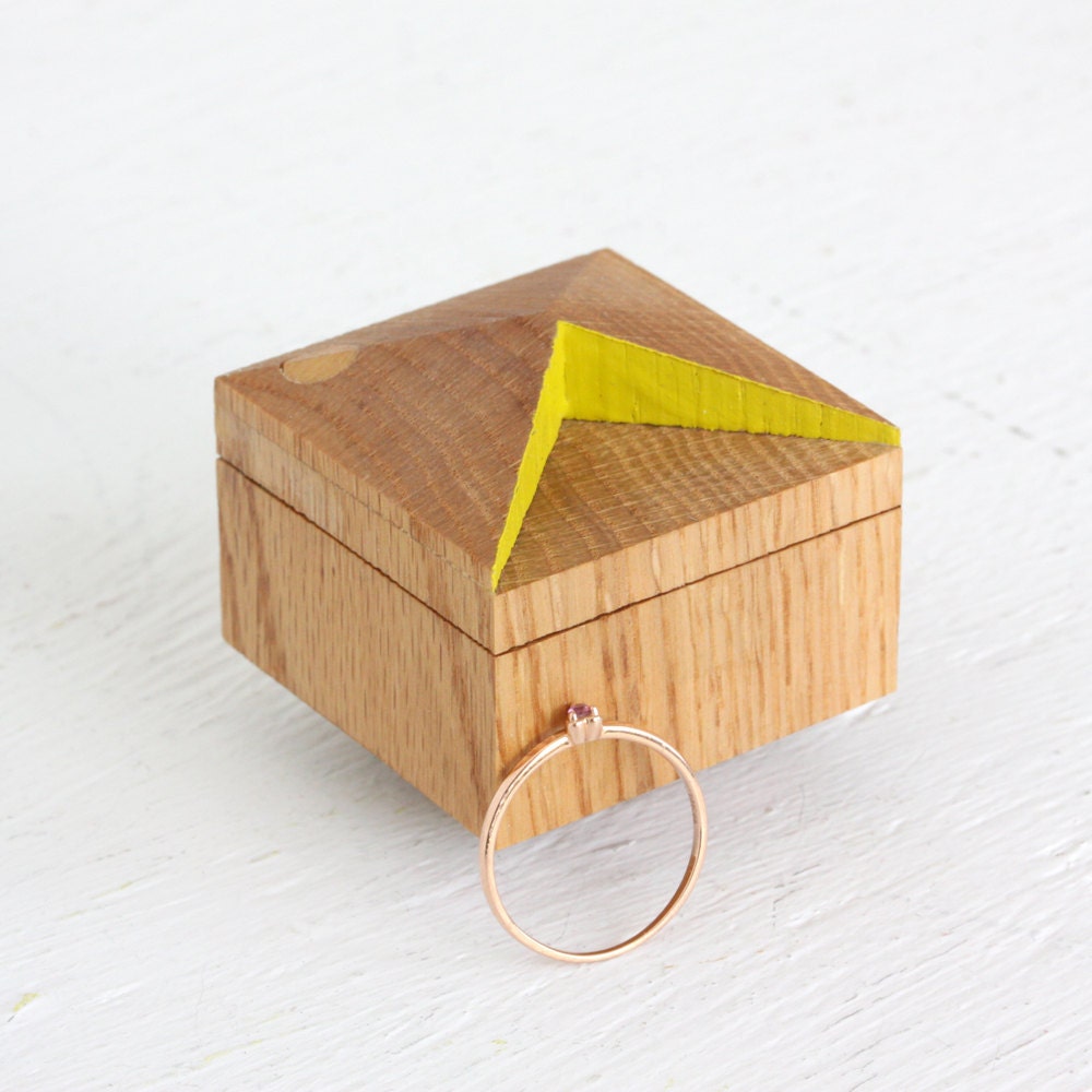 Pixie - faceted engagement ring box made from reclaimed wood