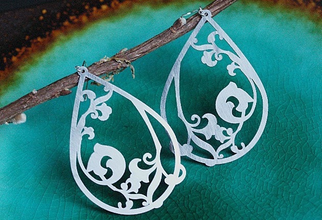 Art Deco Teardrop Earrings  