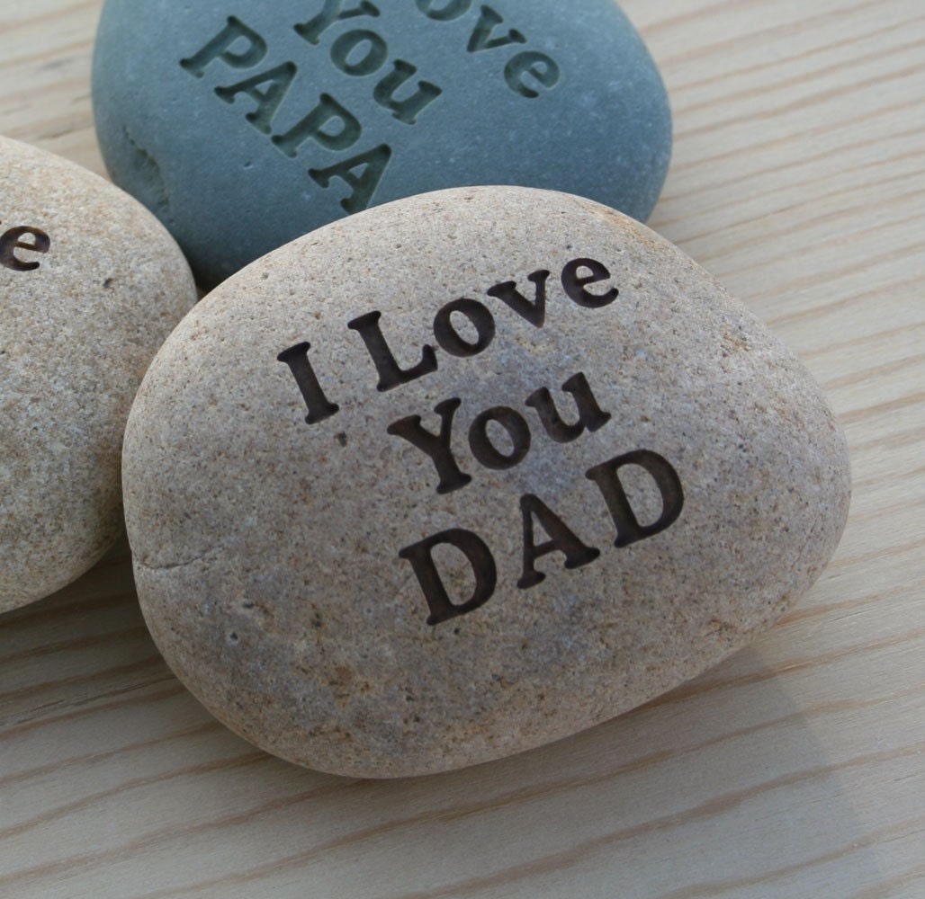 Gift for father, grandpa, ... - I Love You DAD stone paperweight