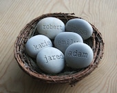 Personalized stone eggs in nest - Set of 6 engraved name stones - family gifts by sjEngraving