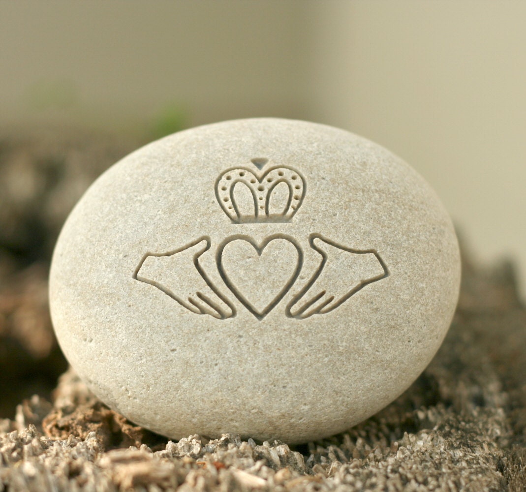 Claddagh Oathing Stone - Double sided engraving for wedding, anniversary or commitment