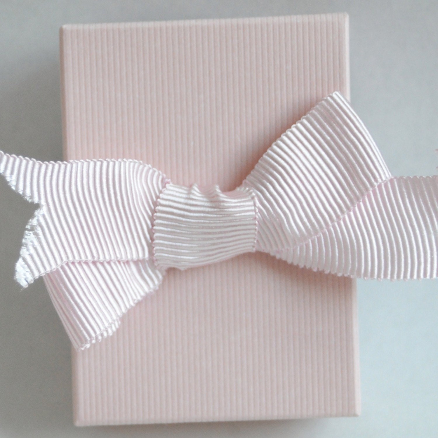 Soothing Pink Jewelry Boxes - Set of 16