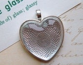 Five Pendant Trays - 25 mm Heart - Sterling Silver Plated