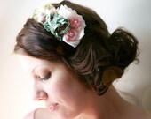 keep the light on - floral comb