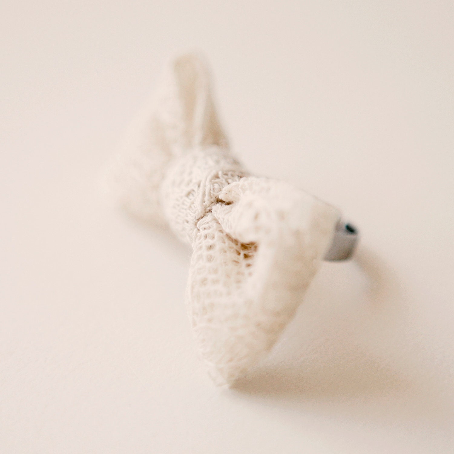 lace bow - adjustable ring