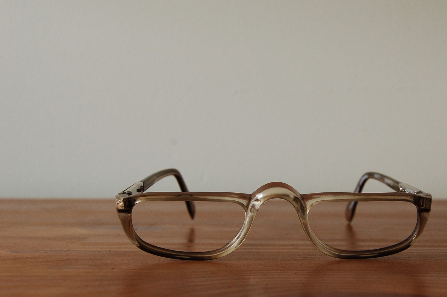 vintage EYE GLASSES frames. new old stock. Caesar.