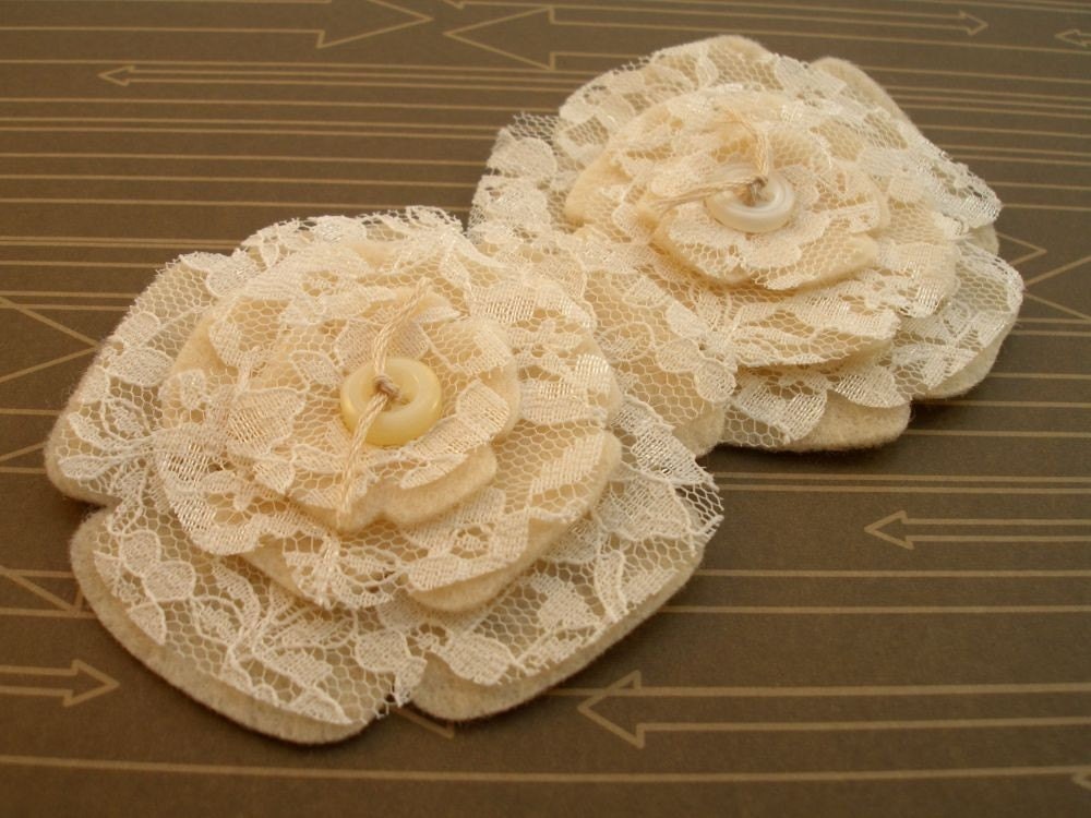 Ivory - Lace and Felt Flowers