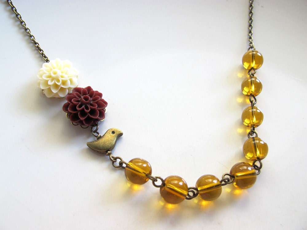 Calls for Autumn. White Brown Pompom Chrysanthemum, Bird & Smoky Topaz Glass Necklace