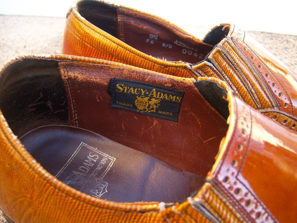 Vintage candy caramel mens loafers / Stacy Adams / size 9.5